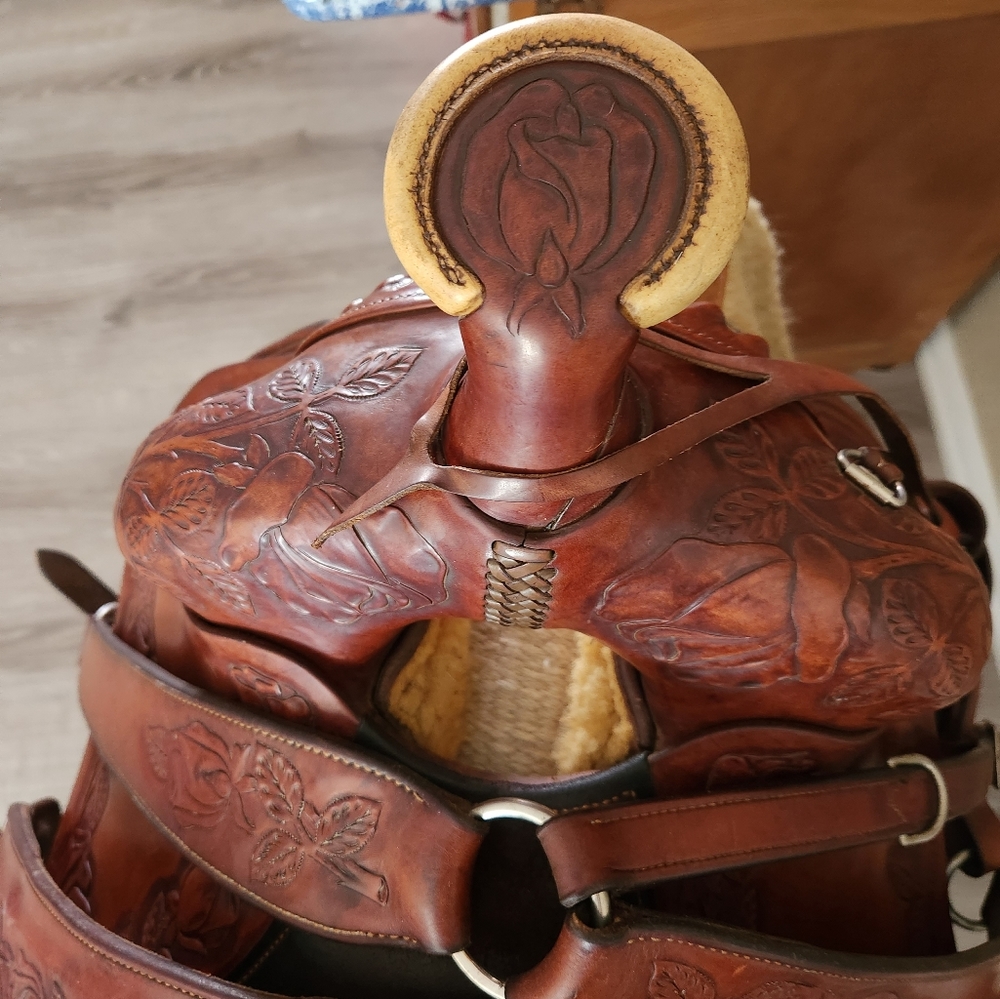 Monte Foreman Balanced Ride Saddle - Picture 8 of 9